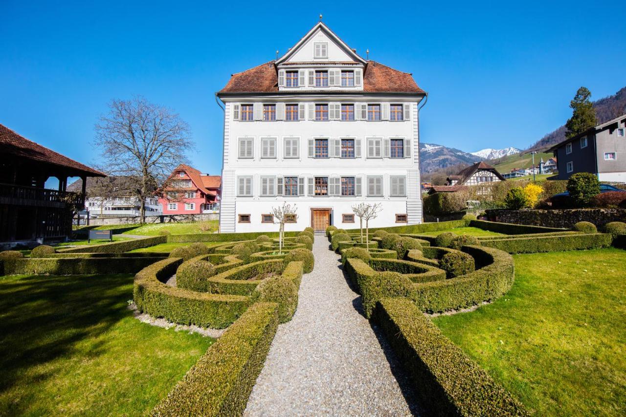 Farbhaus By Kreuz Sachseln Hotel Exterior photo